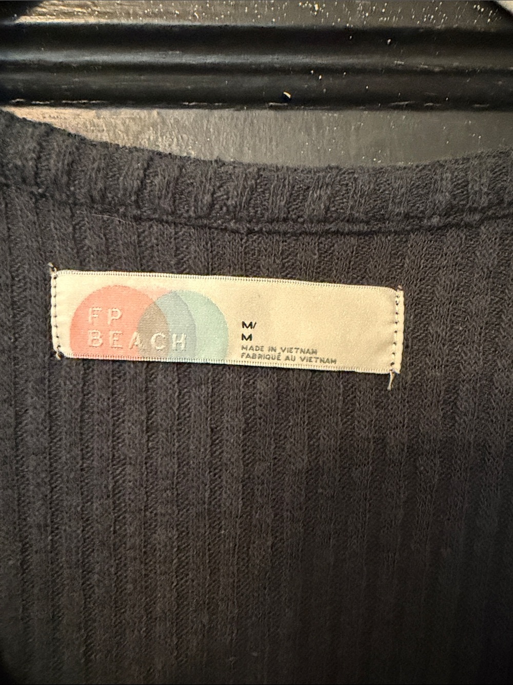 Long-Sleeve Black Button Front Ribbed Tunic - Picture 2 of 4